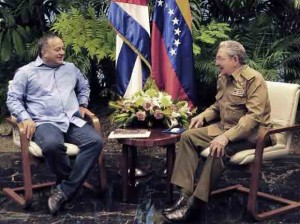 Diosdado Cabello y Raúl Castro en Cuba