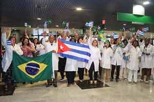 El acuerdo rubricado con la Organización Panamericana de la Salud establece que llegarán a Brasil otros tres mil 400 profesionales cubanos hasta finales de 2013.
