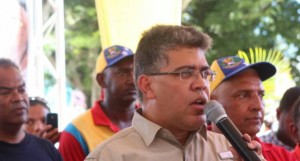 Jaua llamó al pueblo a estar alerta ante las pretensiones de la derecha venezolana.