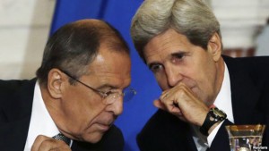 John Kerry, secretario de Estado norteamericano, y su homólogo de Rusia, Serguei Lavrov. Foto Archivo.