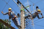 El mejoramiento de las redes de distribución, es tarea permanente para hacer realidad la eficiencia energética, en Sancti Spíritus. (Foto: ACN)