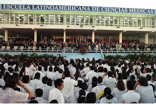 cuba, escuela latinoamericana de medicina