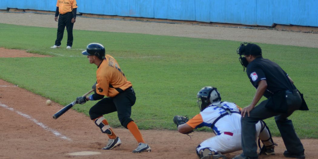 Béisbol, Gallos, Villa Clara, Sancti Spíritus