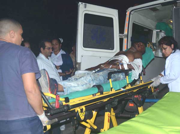 Los servicios de emergencia de la provincia se encuentran activados para socorrer a los heridos