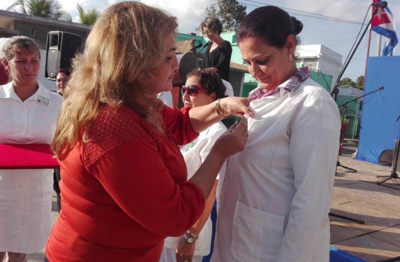 sancti spiritus, salud, dia de la medicina latinoamericana, medicos cubanos, tasa de mortalidad infantil, programa materno infantil