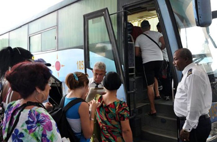 Ómnibus Nacionales, Cuba, transporte