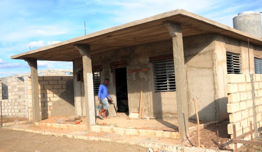 Viviendas, construcción, Díaz-Canel