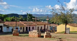 Trinidad, Tres Cruces, población