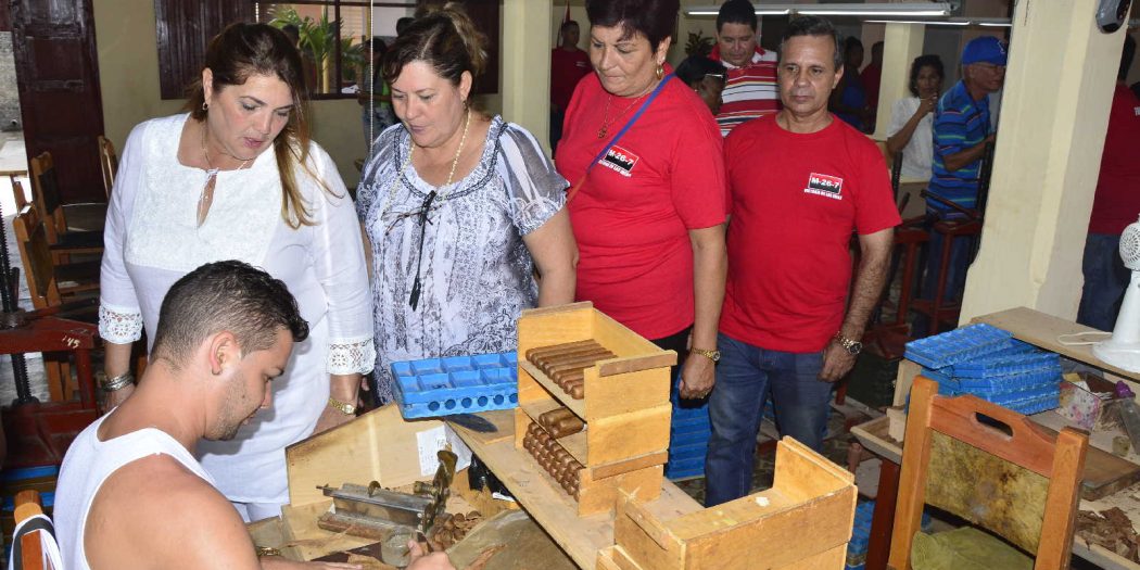 fomento, 26 de julio, asalto al cuartel moncada, obras sociales, tabaco