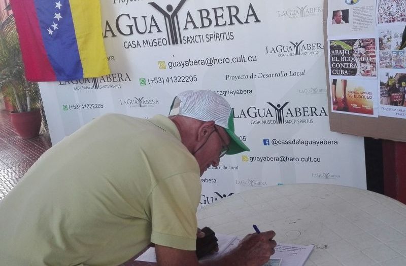 Firmas respaldo a Venezuela