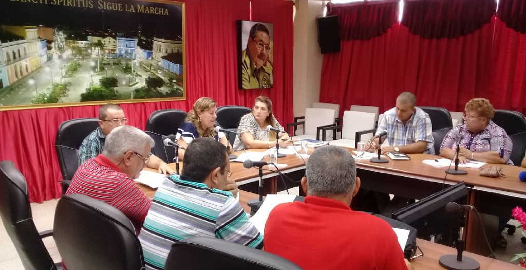 cuba, miguel diaz-canel, presidente de cuba, combustibles, energia electrica, mesa redonda, consejo de la administracion provincial, sancti spiritus