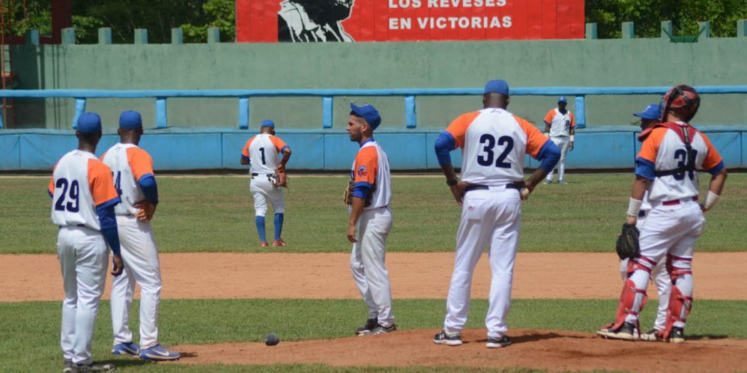 Béisbol, Gallos, Granma, Sancti Spíritus