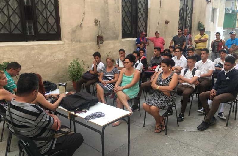 sancti spiritus, jornada de la poesia, roberto fernandez retamar