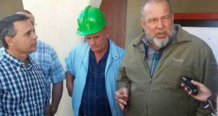 yaguajay, manuel marrero cruz, primer ministro de cuba, construccion de viviendas