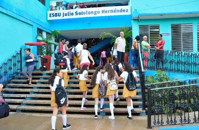 cuba, enseñanza secundaria basica, educacion, curso escolar