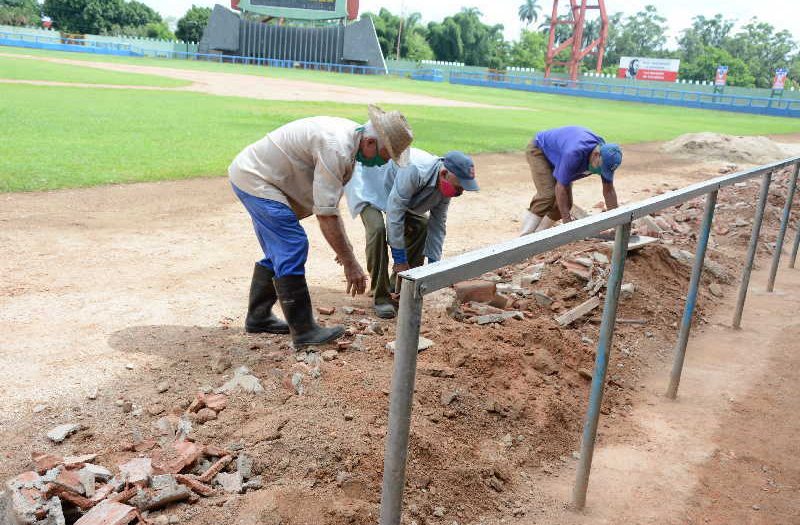 Béisbol, Reparación, Huelga, estadio