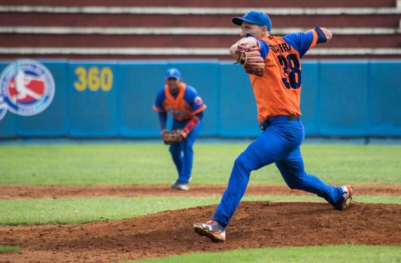 Béisbol, Serie Nacional, Gallos, Yuen Socarrás