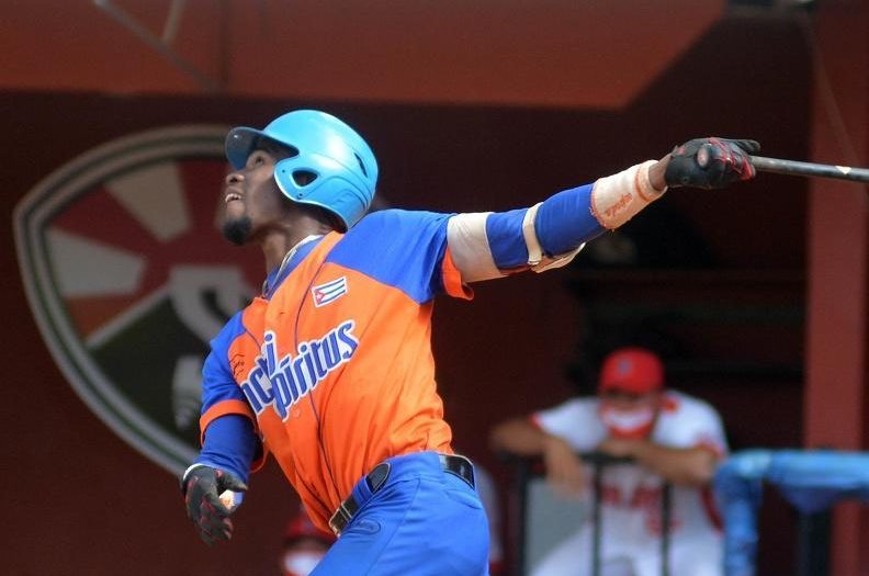 sancti spiritus, serie nacional de beisbol, geisel cepeda, 60 SNB, gallos 60 SNB