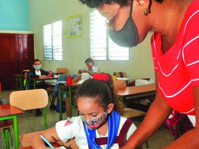 cuba, educacion, dia del educador