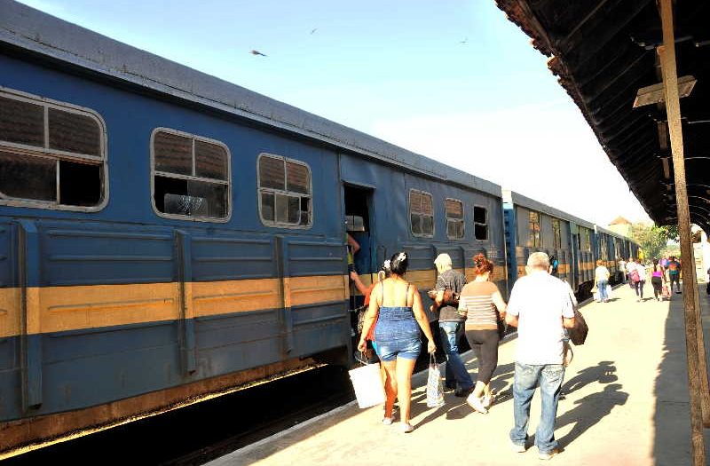 sancti spiritus, tren tunas de zaza, empresa ferrocarriles centro, ferrocarriles