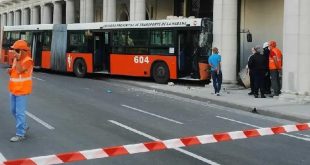 cuba, la habana, turismo, accidente, omnibus urbano