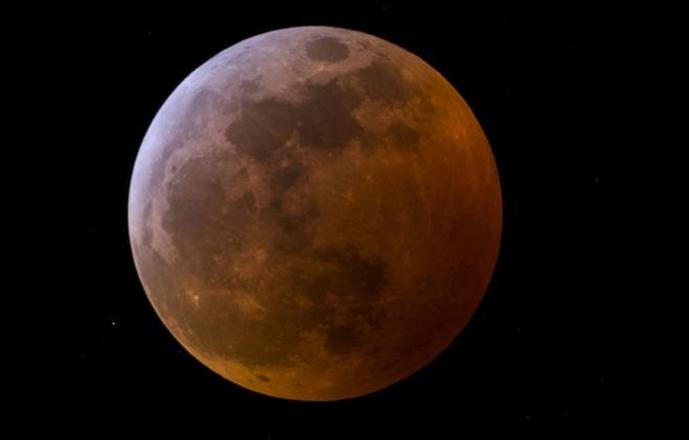 nasa, eclipse parcial de luna