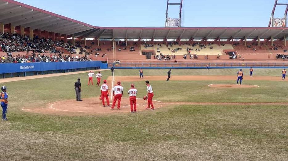 sancti spiritus, los gallos, serie nacional de beisbol, snb 61 gallos 61 snb