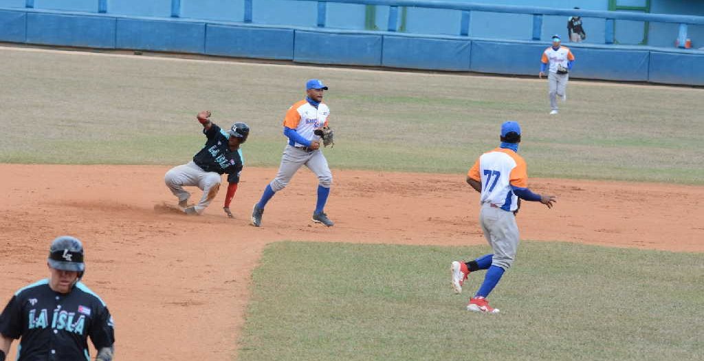 sancti spiritus, serie nacional de beisbol, 61 snb, gallos, gallos 61 snb