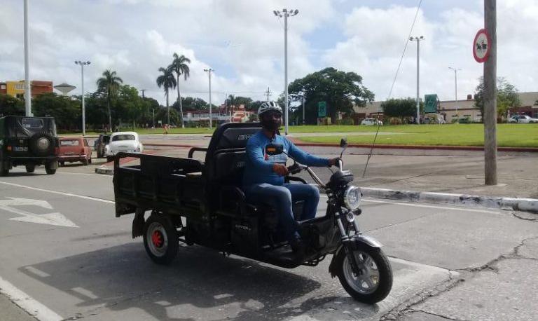 sancti spiritus, triciclos electricos, licencia operativa de transporte, somaton