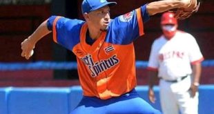 sancti spiritus, los gallos, serie nacional de beisbol, snb 61 gallos 61 snb, industriales