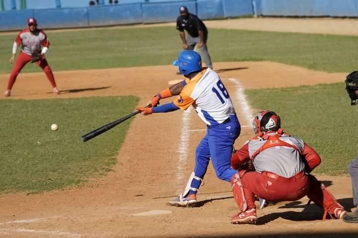 sancti spiritus,beisbol cubano, serie nacional de beisbol, 61 snb, gallos 61 snb, alex guerra