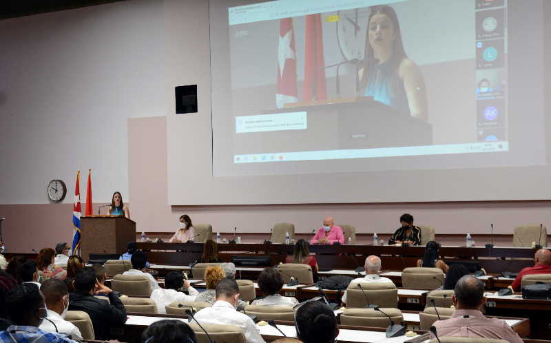 cuba, union de jovenes comunistas, juventud, infancia, adolescencia, centro de estudios sobre la juventud