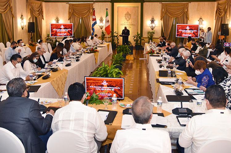 cuba, mexico, parlamento cubano, esteban lazo