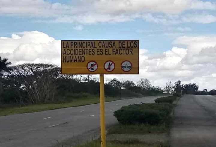 sancti spiritus, autopista nacional, transito, señalizacion