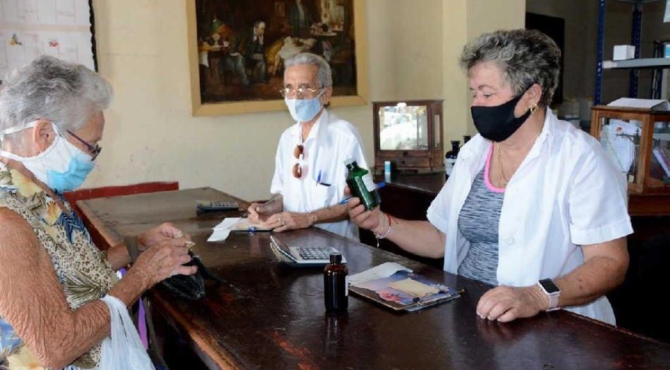 sancti spiritus, farmacias y opticas, medicina natural y tradicional, empresa provincial de farmacias y optica, salud publica