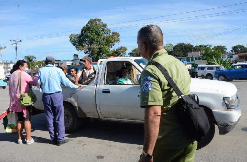 sancti spiritus, transporte, punto de embarque, transporte pasajeros, transporte urbano