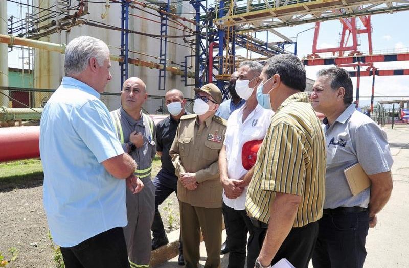 cuba, santiago de cuba, miguel diaz-canel, apagones, central electrica, union electrica, termoelectricas, holguin, felton, raul castro