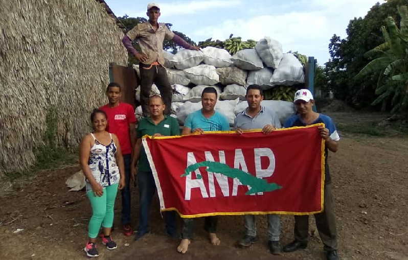 sancti spiritus, donaciones, explocion, matanzas, bomberos, incendio, petroleo, alimentos, anap, campesinos