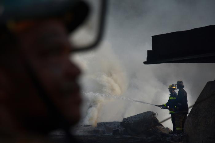 cuba, duelo oficial, bomberos, incendio, matanzas, petroleo, medicina legal