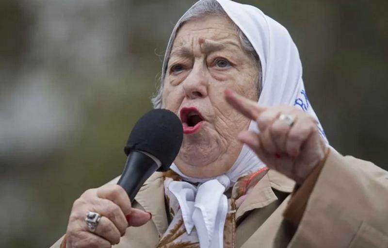 argentina, asociacion de madres de plaza de mayo, hebe de bonafini