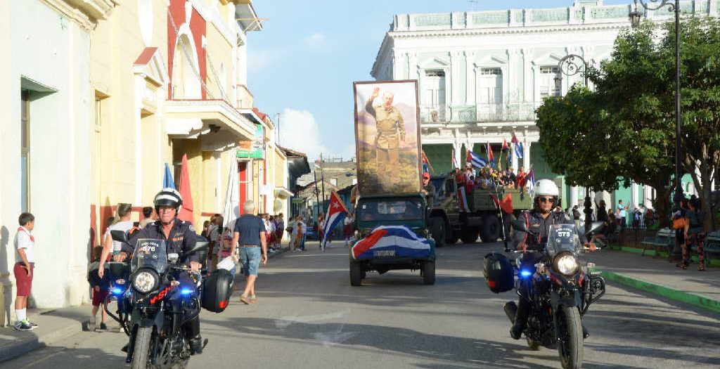 sancti spiritus, caravana de la libertad, fidel castro, revolucion cubana