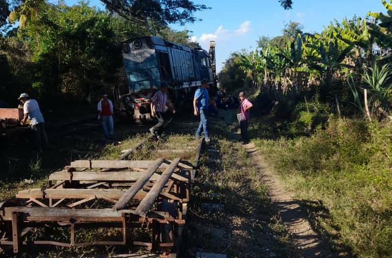 sancti spiritus, via ferrea, ferrocarriles, central melanio hernandez