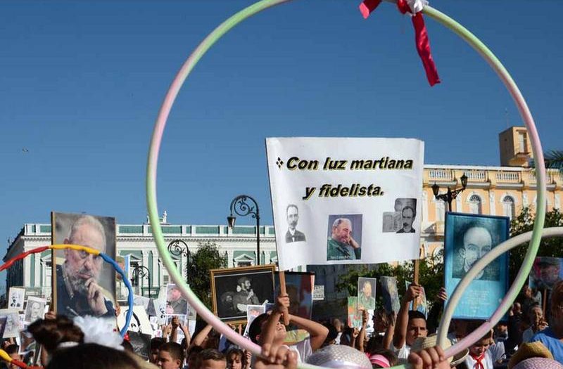 sancti spiritus, jose marti, marcha de las antorchas, desfile martiano