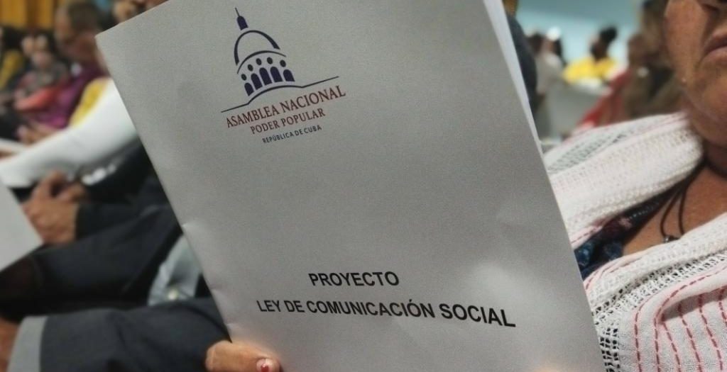 cuba, ley de comunicacion social, parlamento cubano