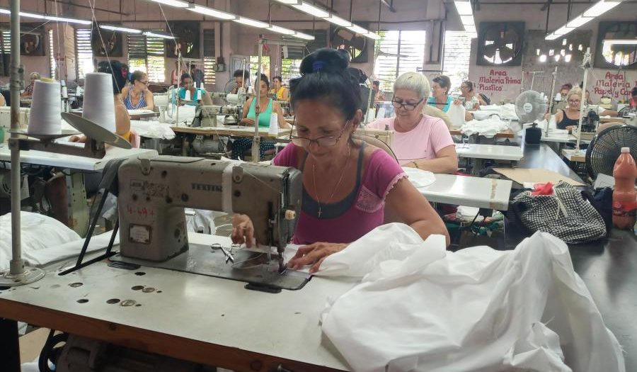 trinidad, confecciones cumbre, taller de confecciones