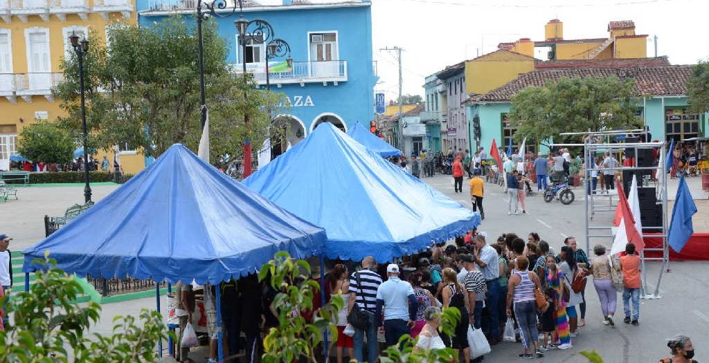 sancti spiritus, feria del libro, literatura, ediciones luminarias