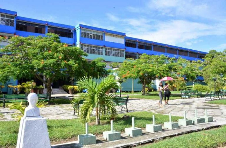 sancti spiritus, educacion sancti spiritus, universidad de sancti spiritus jose marti, universidad de ciencias medicas, eide lino salabarria