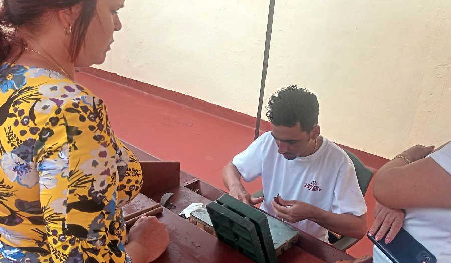 cabaiguan, casa del tabaco, tabaco torcido, tabaco