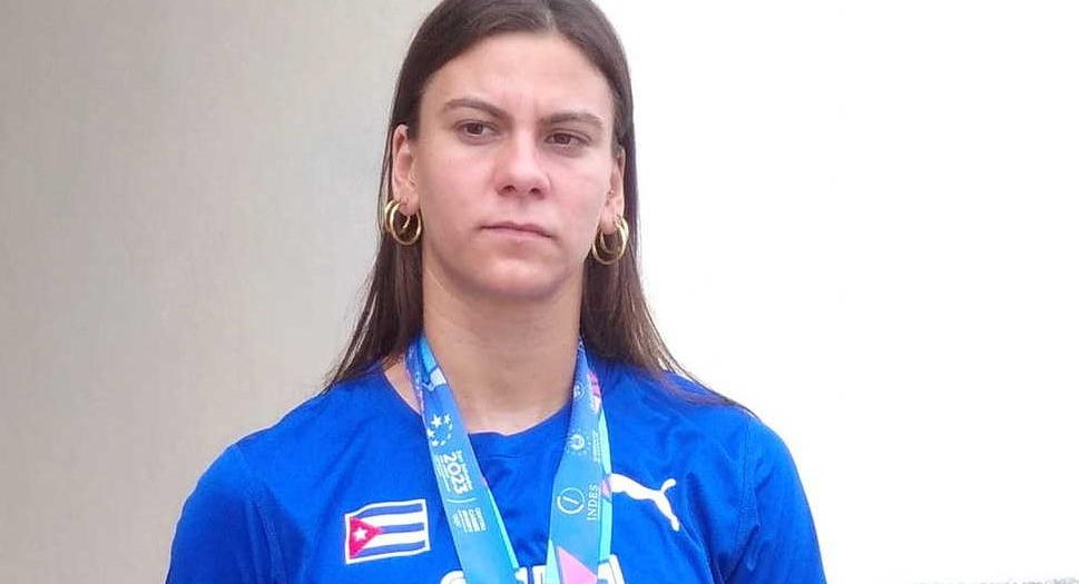 sancti spiritua, lorena gonzales, natacion, juegos centroamericanos y del caribe, san salvador 2023