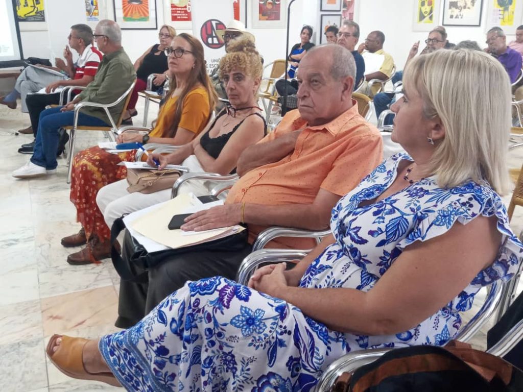 La reunión aconteció en la sala Villena de la sede nacional de la Uneac.